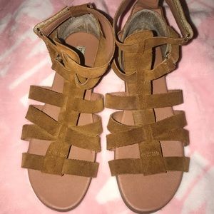 Steve Madden Jesus sandals